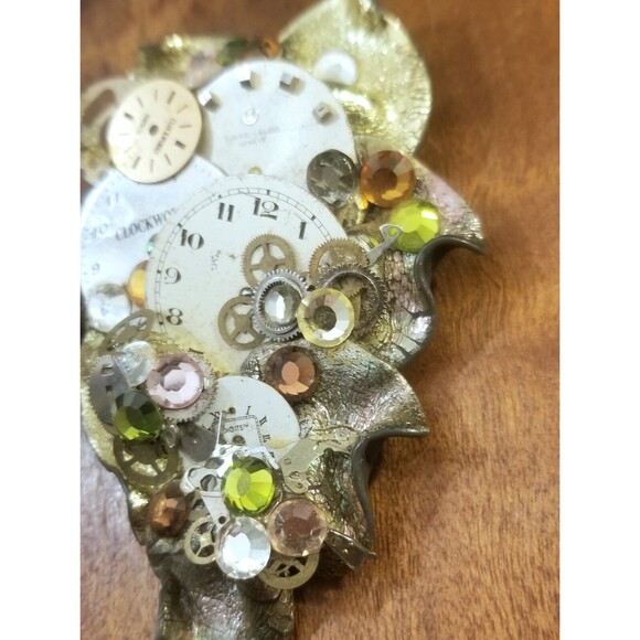 Vintage 1980s Steampunk Assemblage Brooch Using Vintage Jewelry & Watch Parts - Picture 2 of 5
